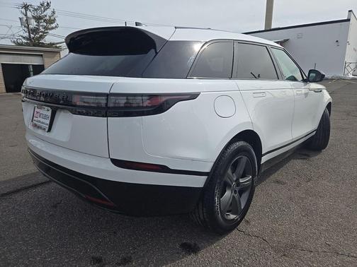 2025 Land Rover Range Rover Velar P250 SE R-Dynamic
