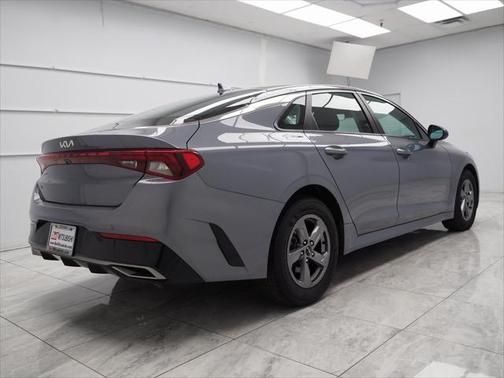 2022 Kia K5 LXS