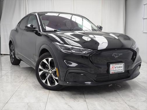 2022 Ford Mustang Mach-E Premium