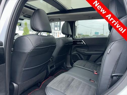 2024 Mitsubishi Outlander PHEV SE Ralliart