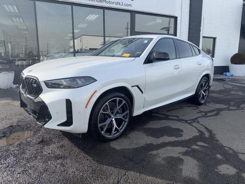 2026 BMW X6 M60i