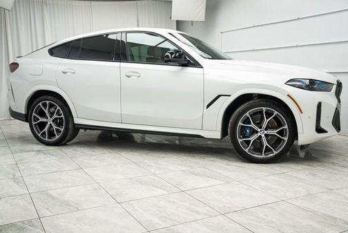 2026 BMW X6 M60i
