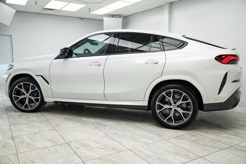 2026 BMW X6 M60i