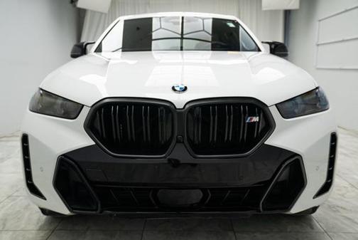2026 BMW X6 M60i