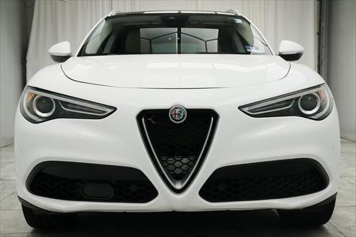 2019 Alfa Romeo Stelvio Ti Lusso