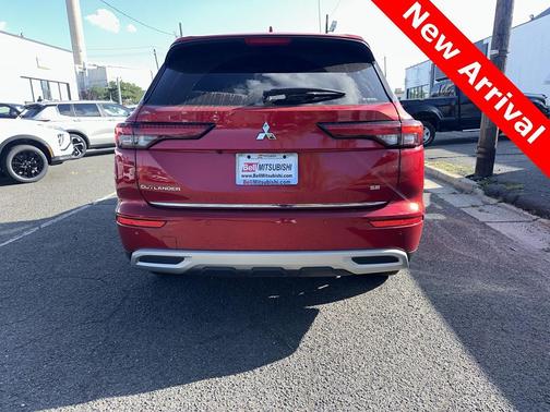 2022 Mitsubishi Outlander SE