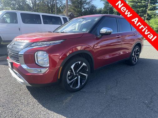 2022 Mitsubishi Outlander SE