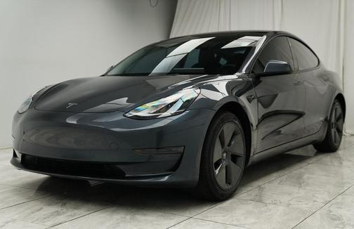 2022 Tesla Model 3 Standard Range