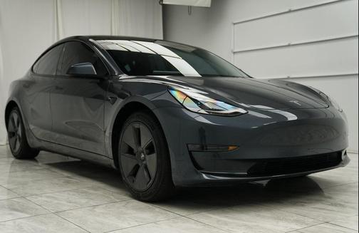 2022 Tesla Model 3 Standard Range
