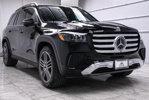 2025 Mercedes-Benz GLS 450 4MATIC