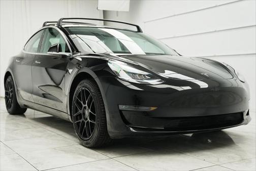 2019 Tesla Model 3 Mid Range