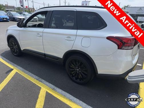 2020 Mitsubishi Outlander LE