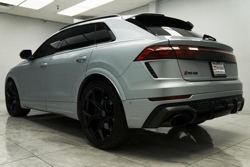 2025 Audi RS Q8 4.0T