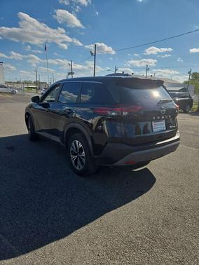 Super Black 2023 Nissan Rogue SV