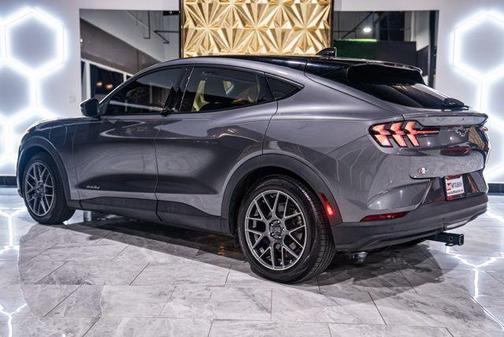 Carbonized Gray Metallic 2021 Ford Mustang Mach-E Select
