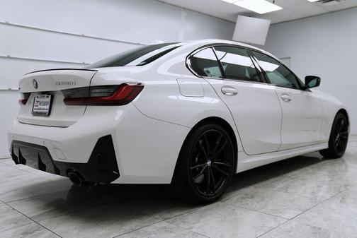 2023 BMW 330 xDrive