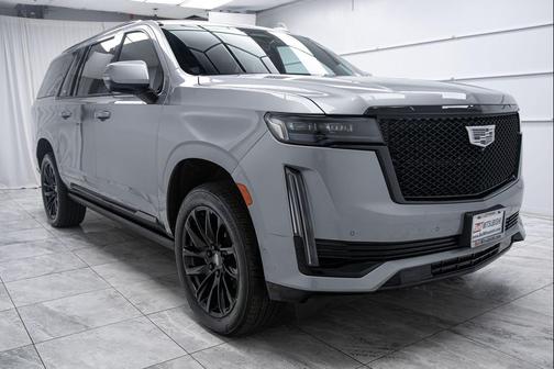 Argent Silver Metallic 2023 Cadillac Escalade ESV Sport Platinum