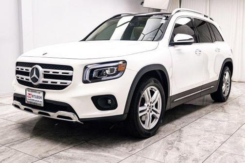 White 2022 Mercedes-Benz GLB 250 4MATIC