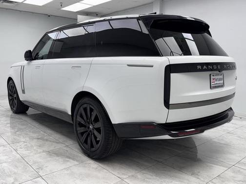 2023 Land Rover Range Rover P530 SE