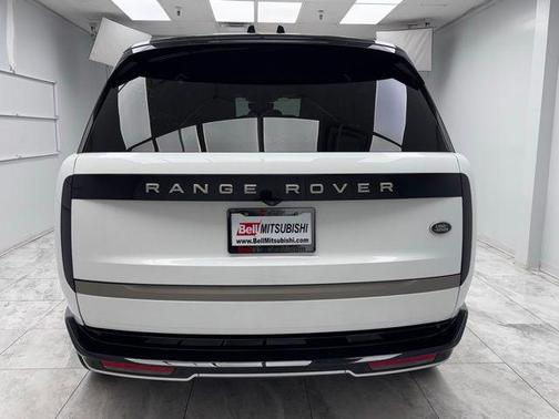 2023 Land Rover Range Rover P530 SE