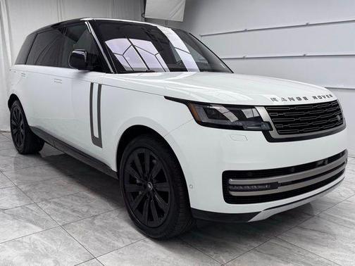 2023 Land Rover Range Rover P530 SE