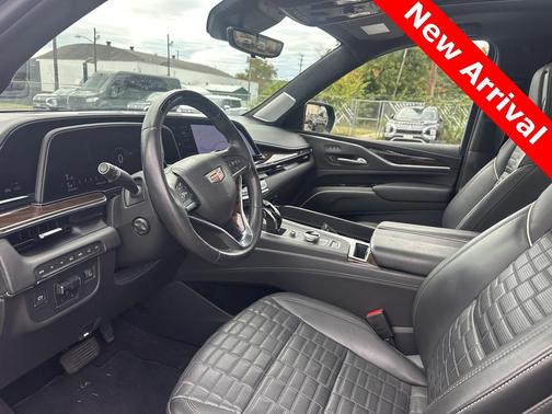 2023 Cadillac Escalade ESV Sport Platinum