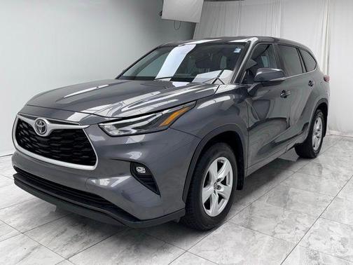 2023 Toyota Highlander LE