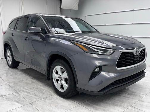 2023 Toyota Highlander LE