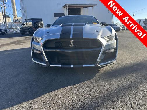 2020 Ford Shelby GT500 Base
