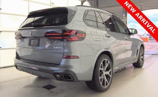 2026 BMW X5 M60i