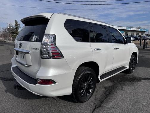 2023 Lexus GX 460 Premium
