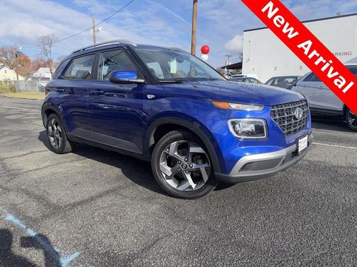 2022 Hyundai VENUE Limited