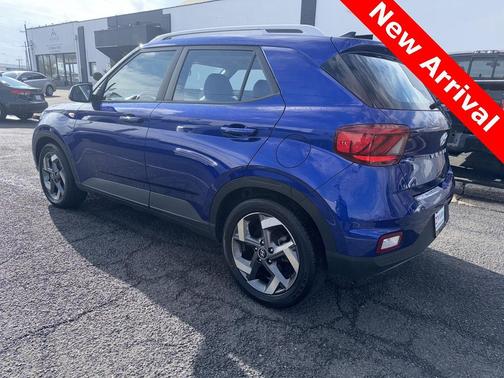 2022 Hyundai VENUE Limited