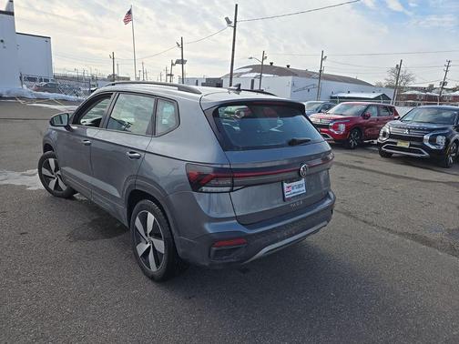 2025 Volkswagen Taos 1.5T S