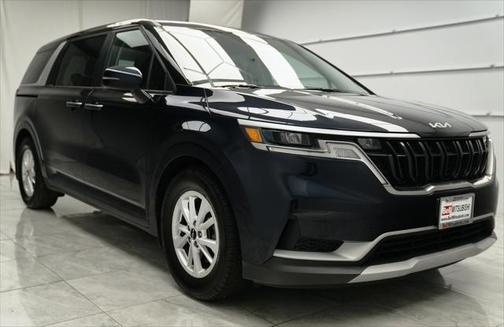 2023 Kia Carnival LX
