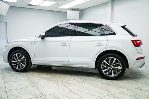 2023 Audi Q5 45 S line Premium Plus