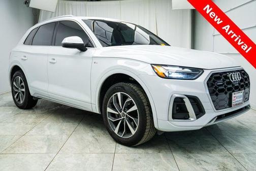 2023 Audi Q5 45 S line Premium Plus