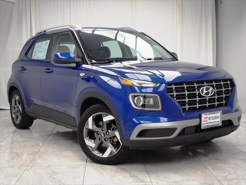 2022 Hyundai VENUE Limited