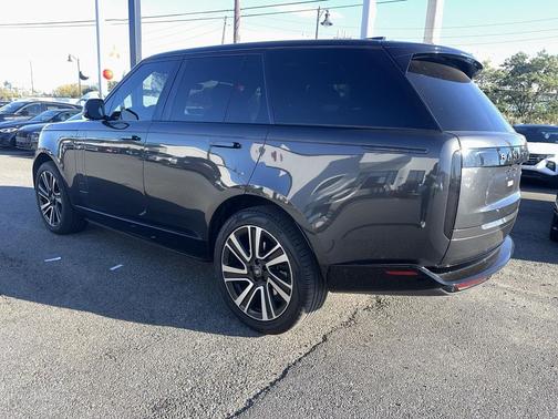 2023 Land Rover Range Rover P400 SE