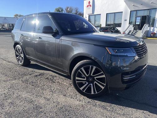 2023 Land Rover Range Rover P400 SE