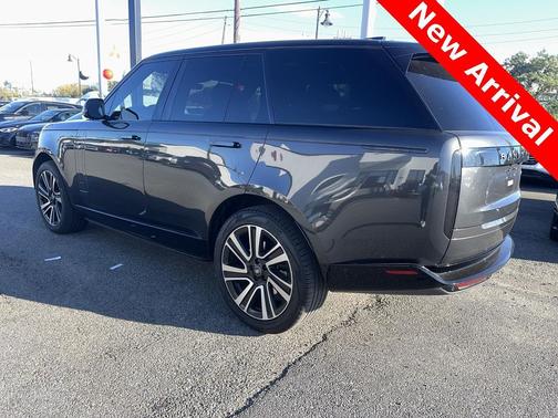 2023 Land Rover Range Rover P400 SE