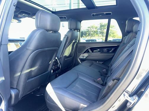 2023 Land Rover Range Rover P400 SE