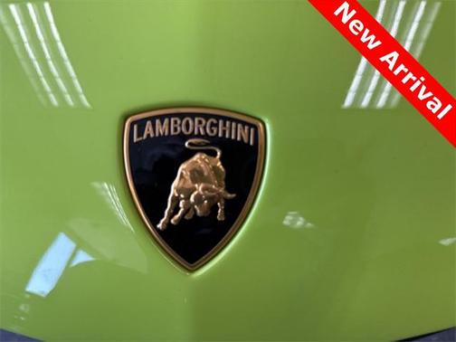 2024 Lamborghini Revuelto Base