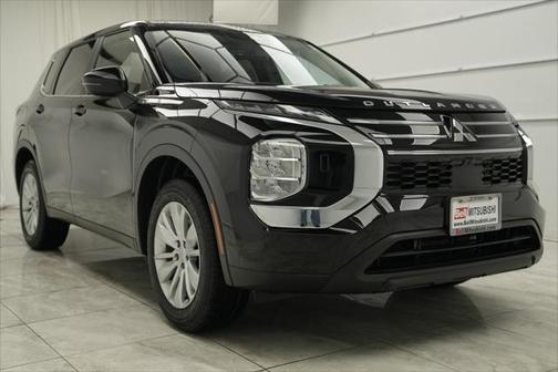2025 Mitsubishi Outlander ES 2.5 S-AWC