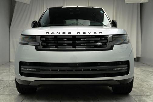2024 Land Rover Range Rover P530 SE