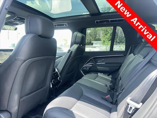 2024 Land Rover Range Rover P530 SE