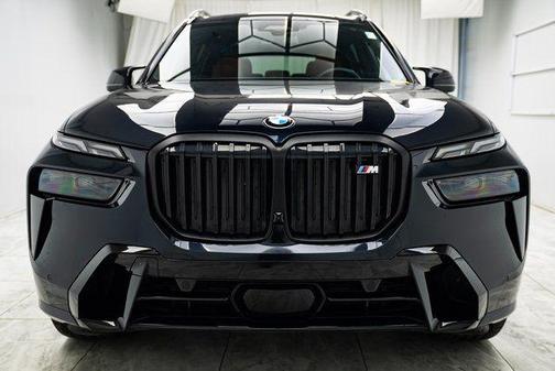 2026 BMW X7 M60i