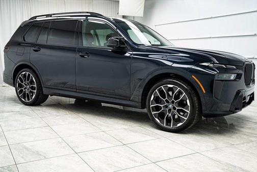 2026 BMW X7 M60i
