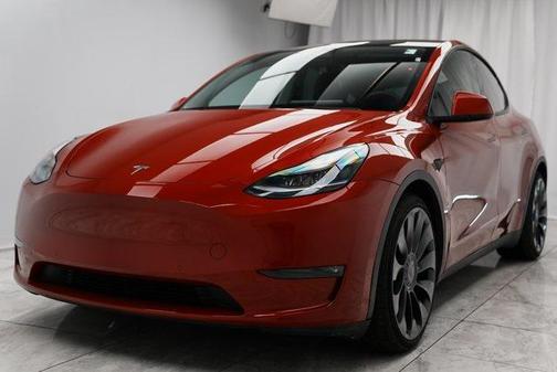 Red Multi-Coat 2022 Tesla Model Y Performance Dual Motor All-Wheel Drive