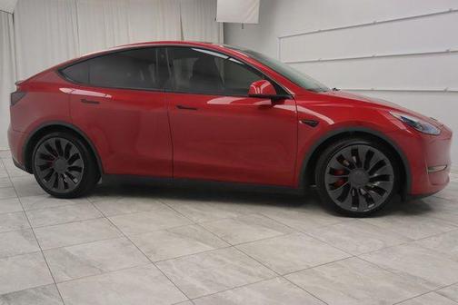 Red Multi-Coat 2022 Tesla Model Y Performance Dual Motor All-Wheel Drive